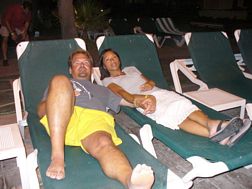Beth & Steve Barrow relaxing in Cabo San Lucas, Mexico - Building a home Internet business